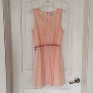 ELLE Lightweight Spring Dress Size 8